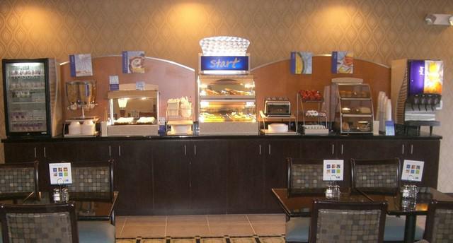 Holiday Inn Express Hotel & Suites Newport South By Ihg Ngoại thất bức ảnh