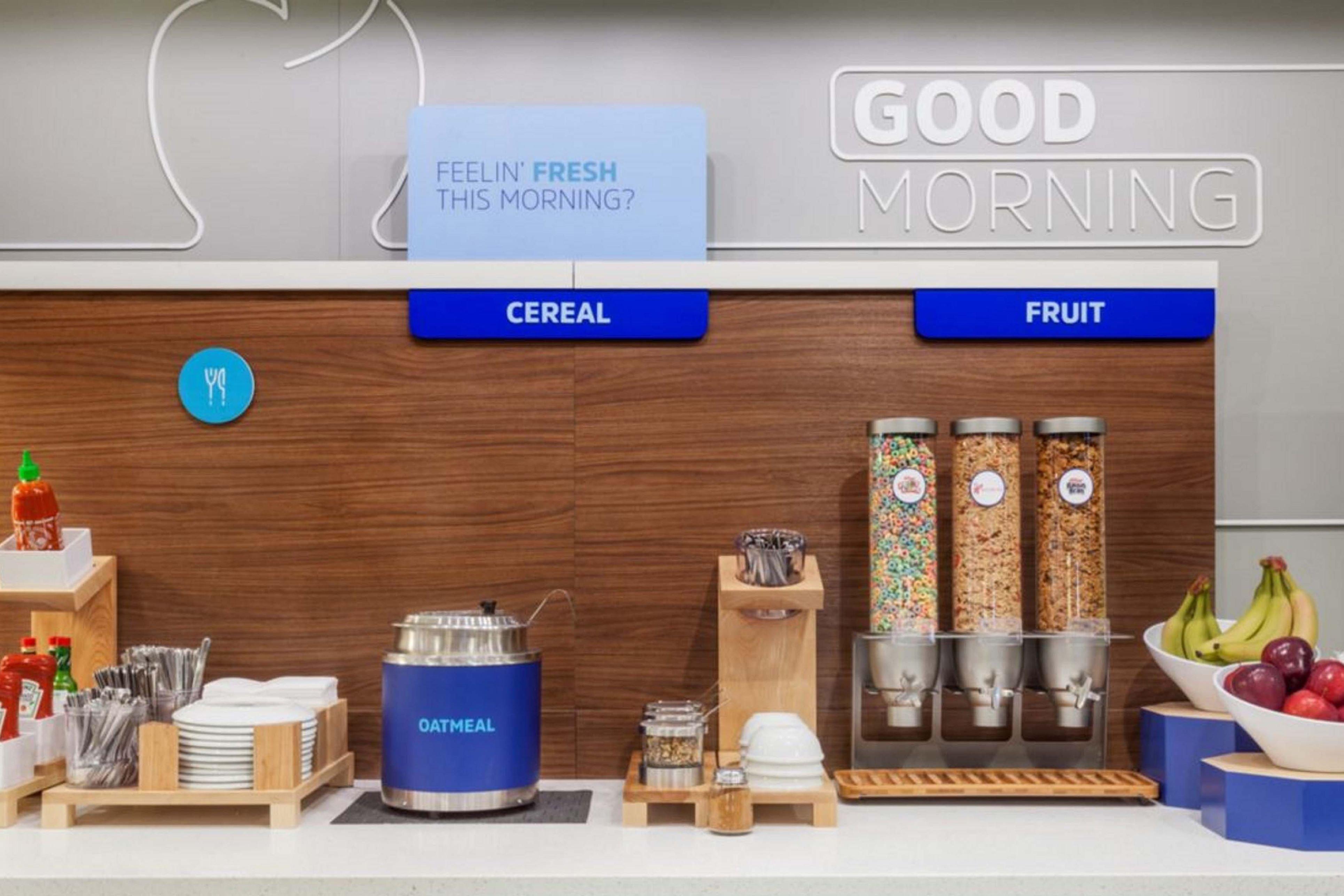 Holiday Inn Express Hotel & Suites Newport South By Ihg Ngoại thất bức ảnh