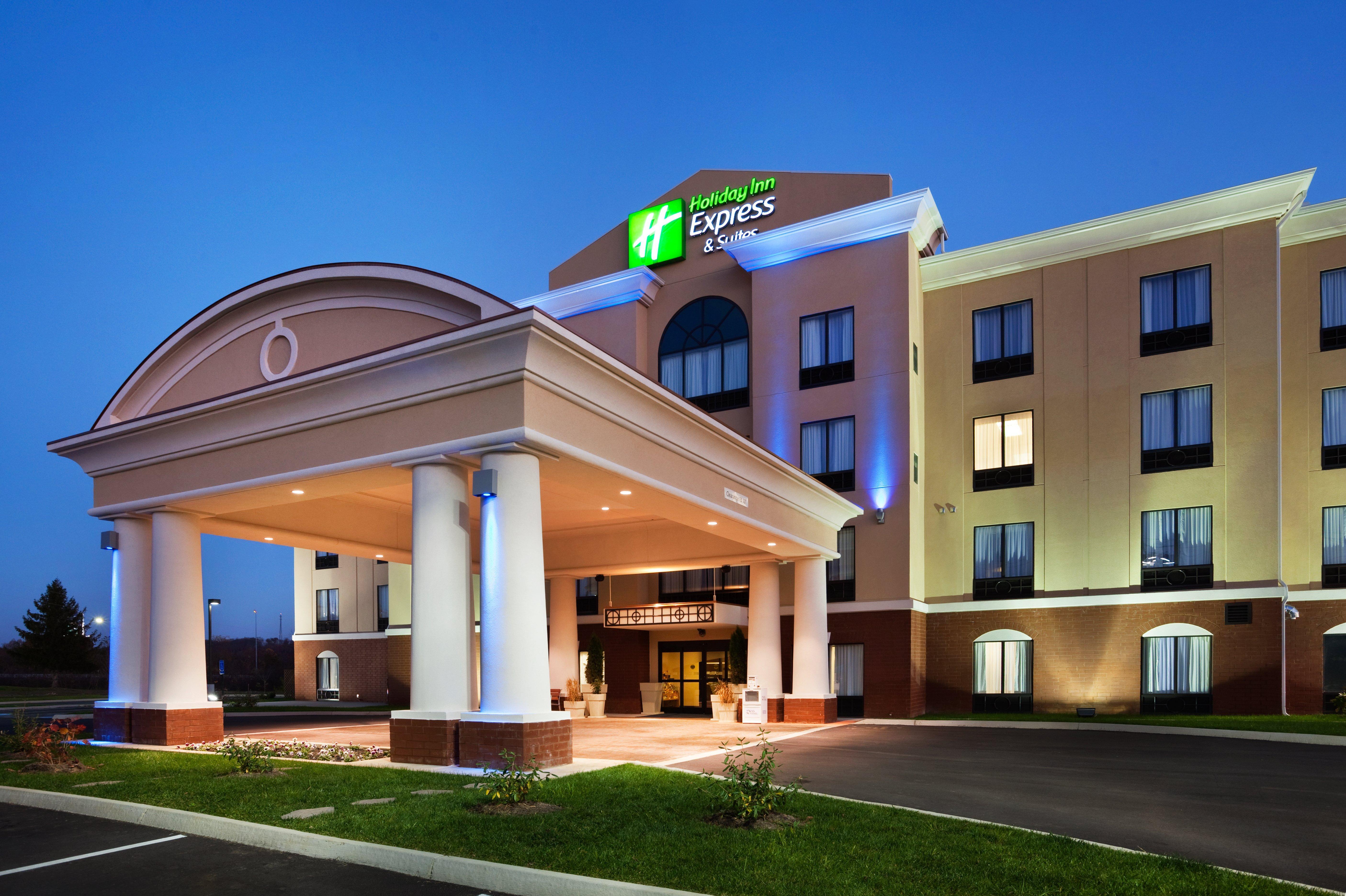 Holiday Inn Express Hotel & Suites Newport South By Ihg Ngoại thất bức ảnh