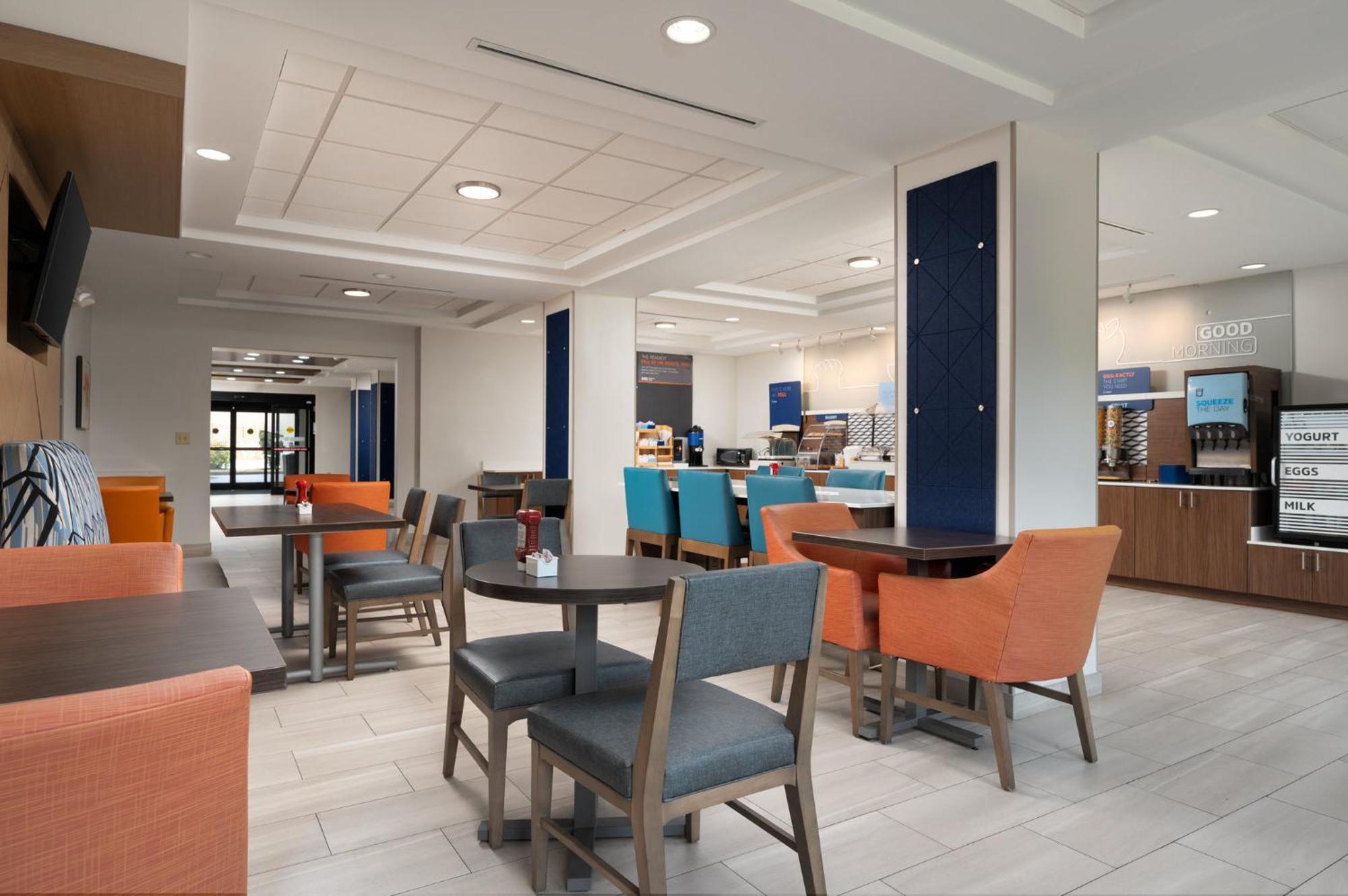 Holiday Inn Express Hotel & Suites Newport South By Ihg Ngoại thất bức ảnh