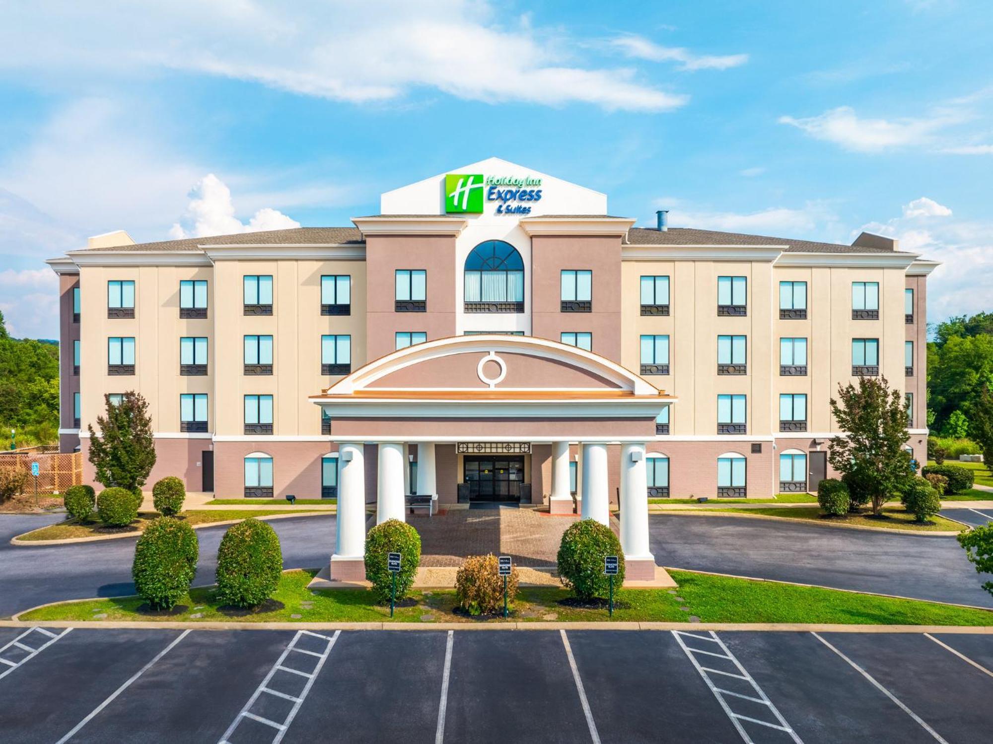 Holiday Inn Express Hotel & Suites Newport South By Ihg Ngoại thất bức ảnh