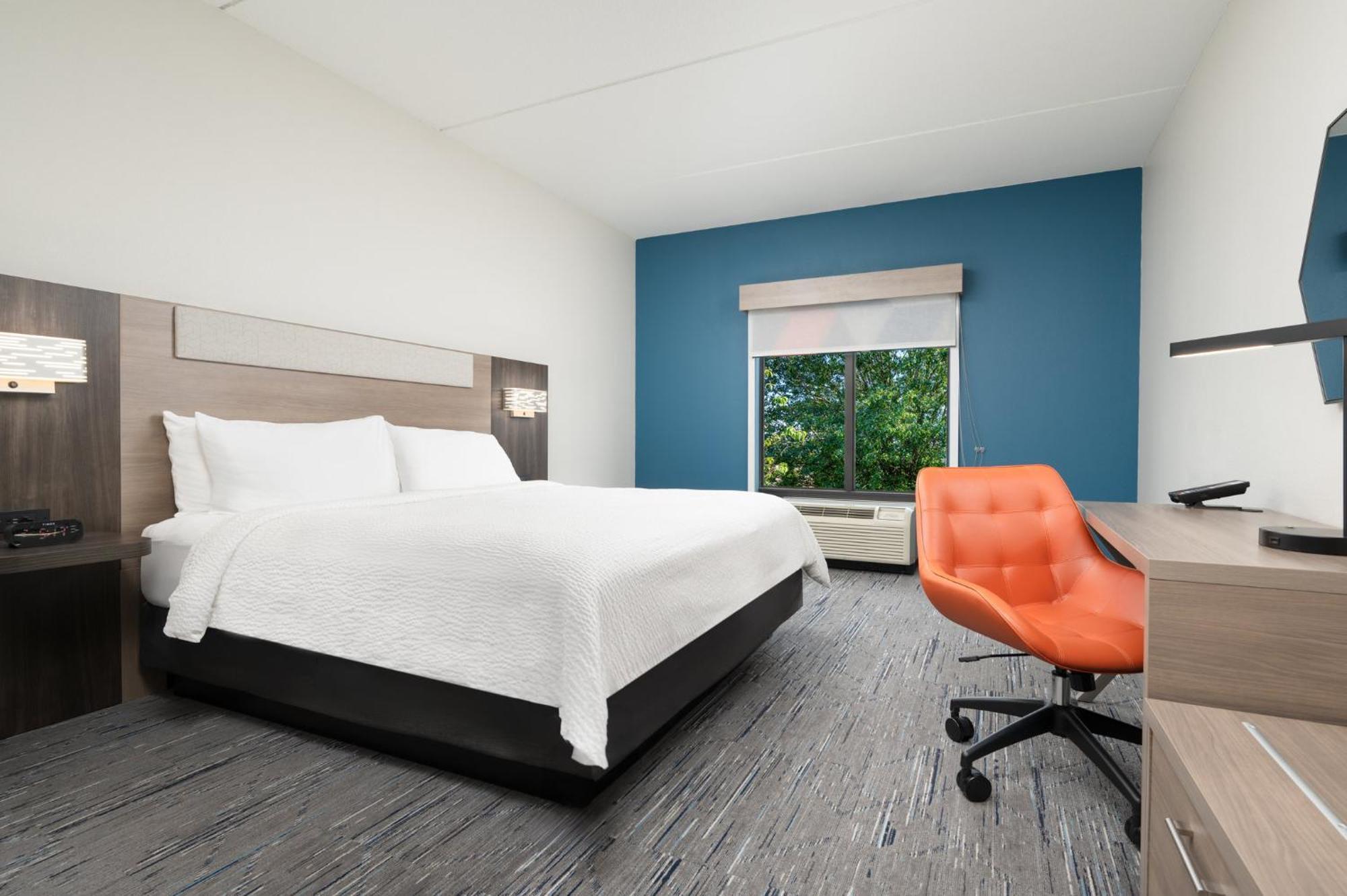 Holiday Inn Express Hotel & Suites Newport South By Ihg Ngoại thất bức ảnh
