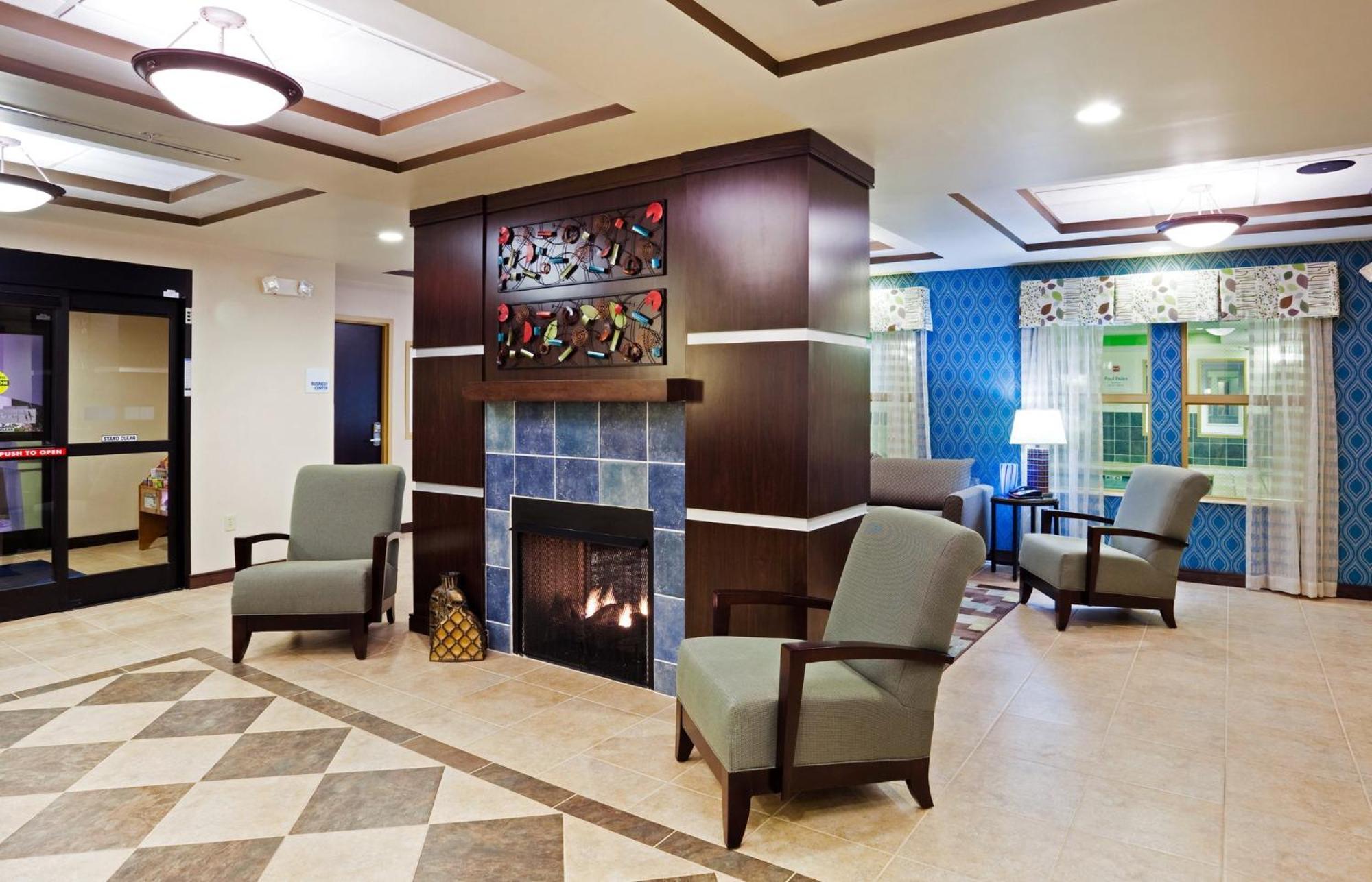 Holiday Inn Express Hotel & Suites Newport South By Ihg Ngoại thất bức ảnh