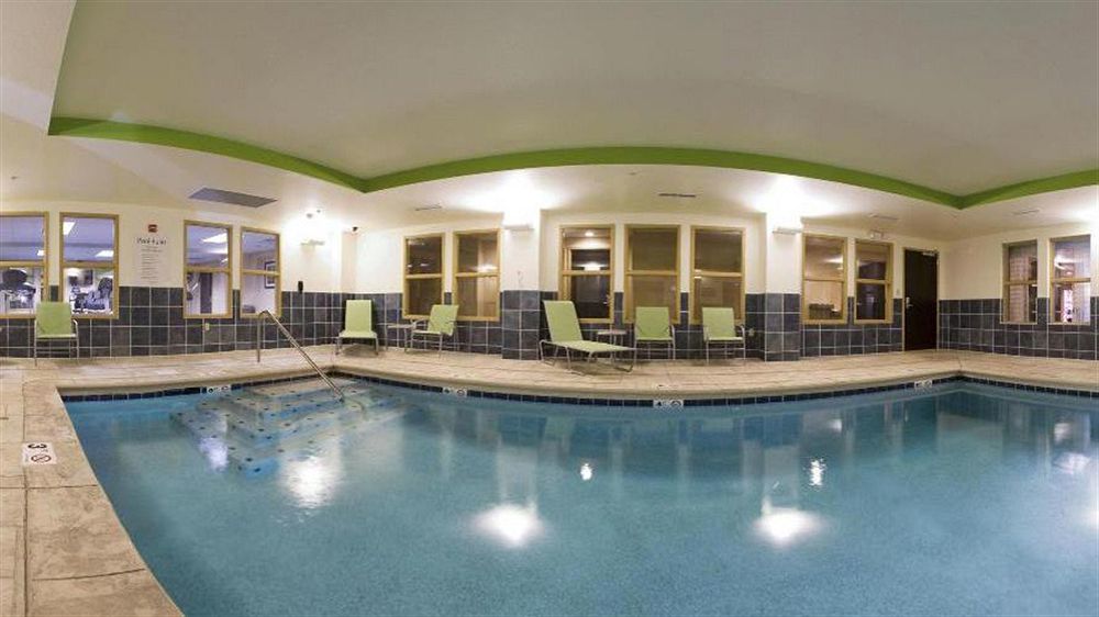 Holiday Inn Express Hotel & Suites Newport South By Ihg Ngoại thất bức ảnh